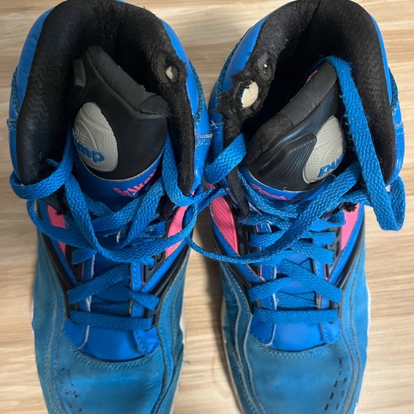 Reebok Pump Twilight Zone Sneakers | Men’s 9.5 | Blue/Pink/Black - Picture 7 of 10